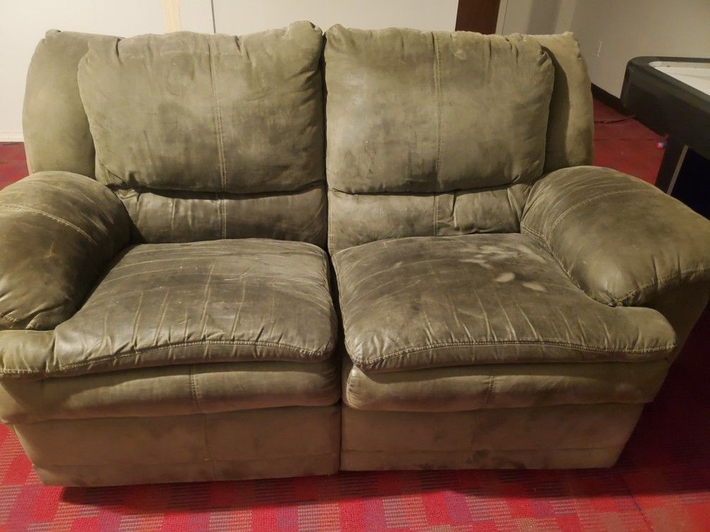Reclining Love Seat And Recliner