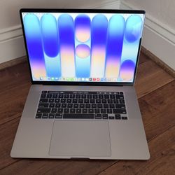 MACBOOK PRO 16 INCH! 64 GB RAM! i9 Chip! 1 TB SSD