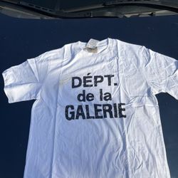 gallery dept white tee