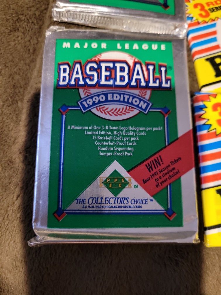 35yrold Factory Sealed Topps Baseball Cards