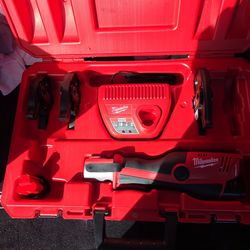 M12 12-Volt Lithium-lon Force Logic Cordless Press Tool Kit