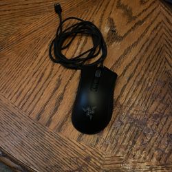 Razor Deathadder V2 (used)