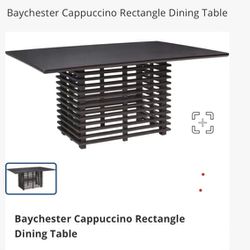Dining Table W/4 Chairs 