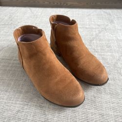 Cat & Jack Target Brand Girl’s Brown Casual Dress Boots Shoes