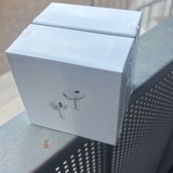 AirPod Pro 2nd Generation With Active Noise Cancellation 