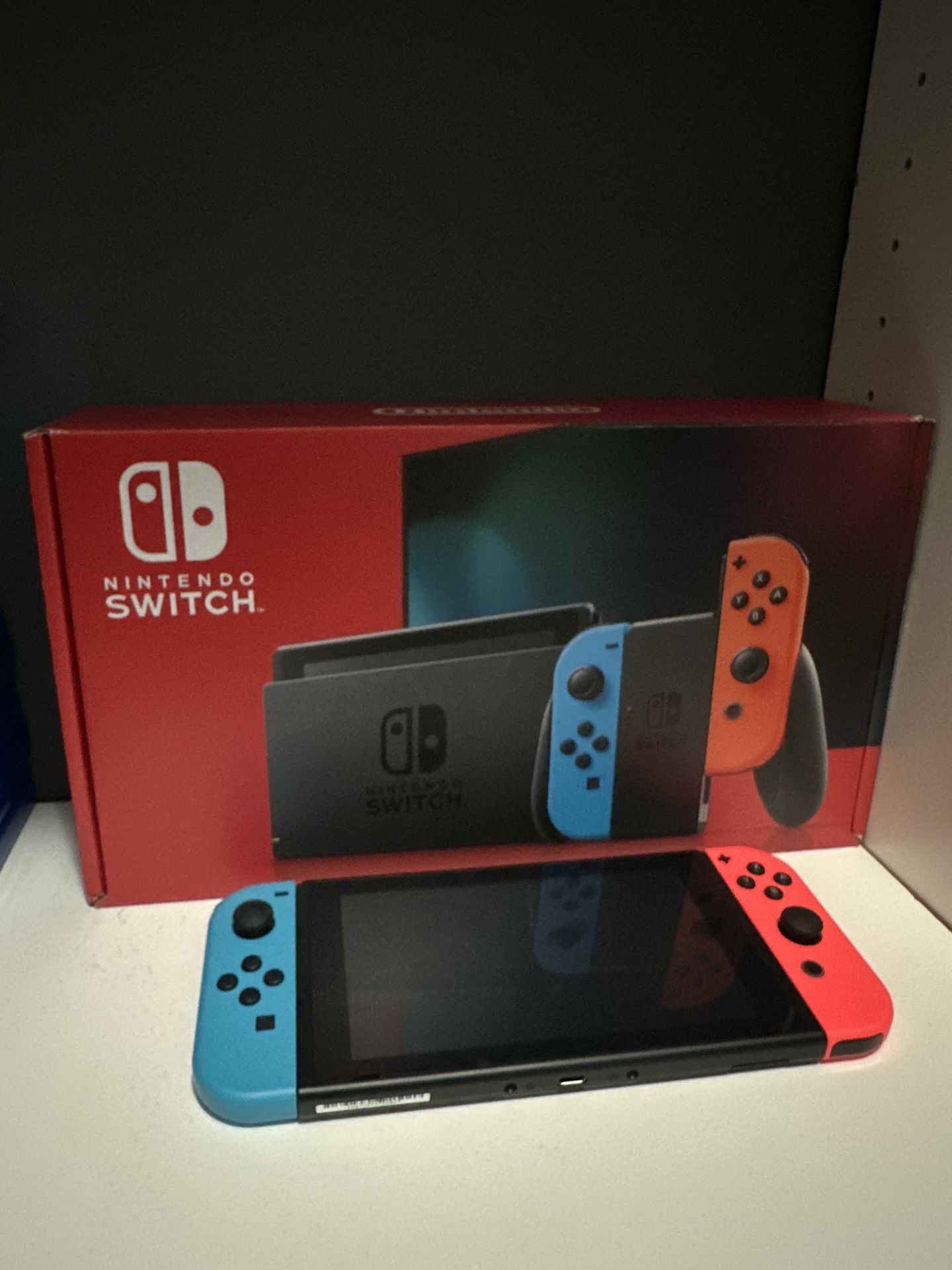 Nintendo Switch With Two Games In Excellent Condition Like Brand New $300 