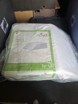 Nova elevating leg wedge/pillow