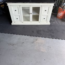 TV stand