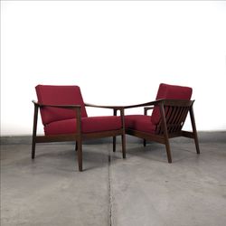 Pair of Vintage Mid Century Modern "Monterey" Lounge Chairs by Folke Ohlsson for DUX, Sweden, c1960s