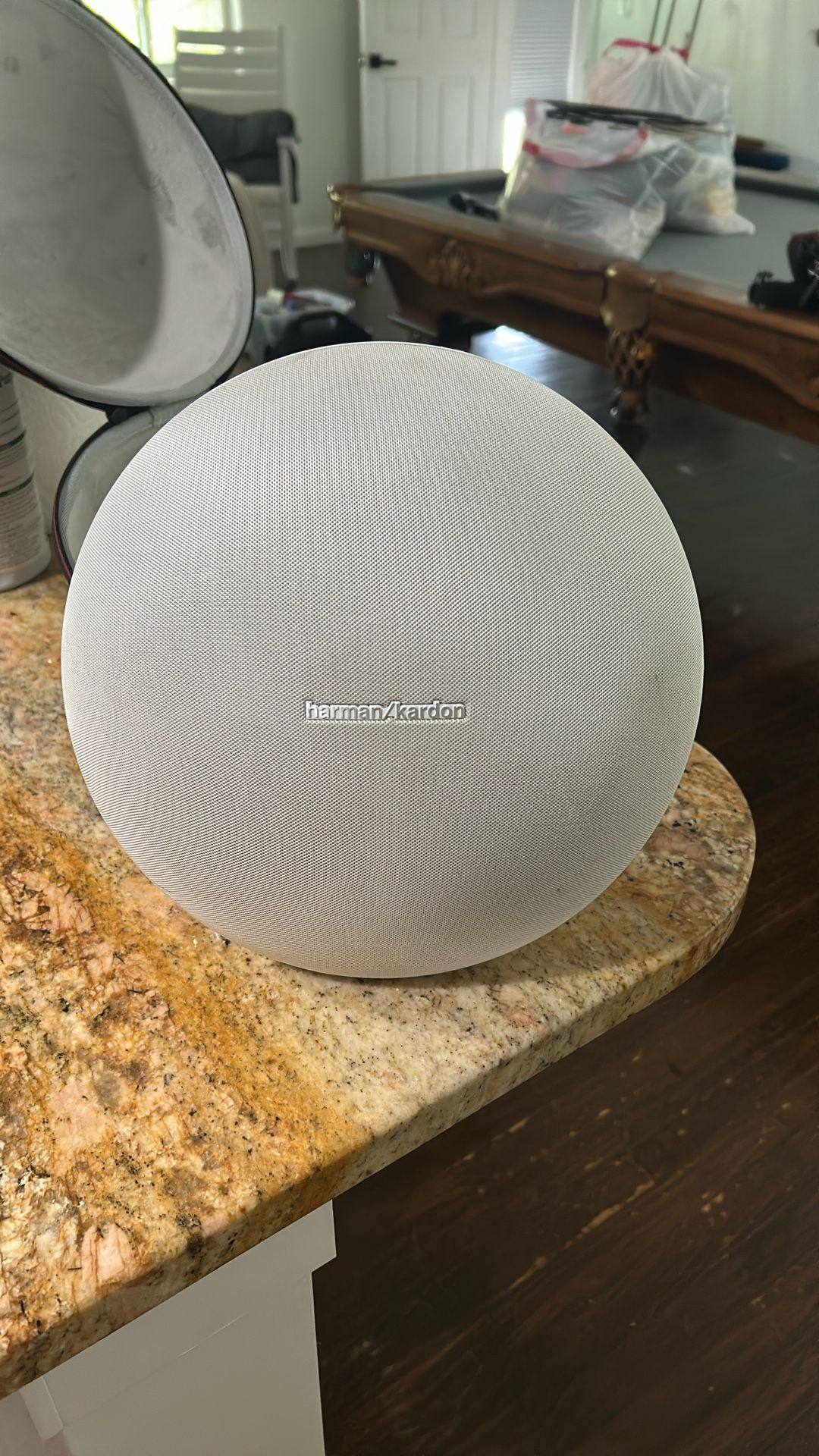 Harman Karden Portable Speaker w Case