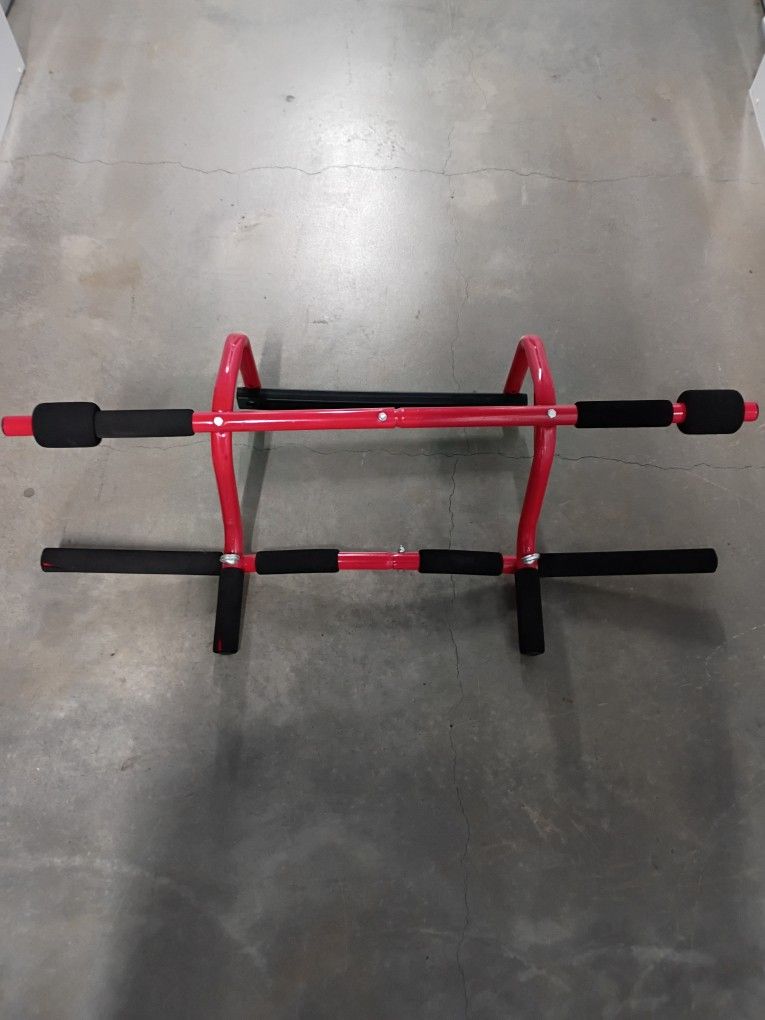 GoFit Elevated Chin Up Station