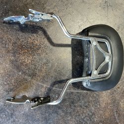 Harley Davidson Back Rest And Luggage Rack 