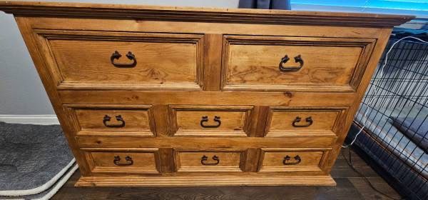 Pier1 8 Drawer Wood Dresser Santa Fe 1998 Collection