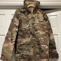 Military Surplus Multicam OCP GoreTex Extreme Cold Weather Jacket 