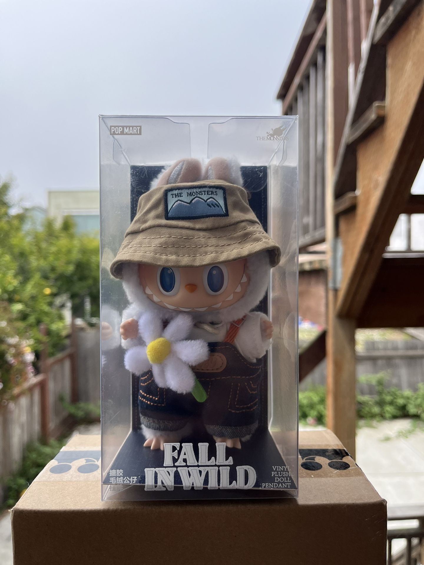 Labubu Fall In Wild