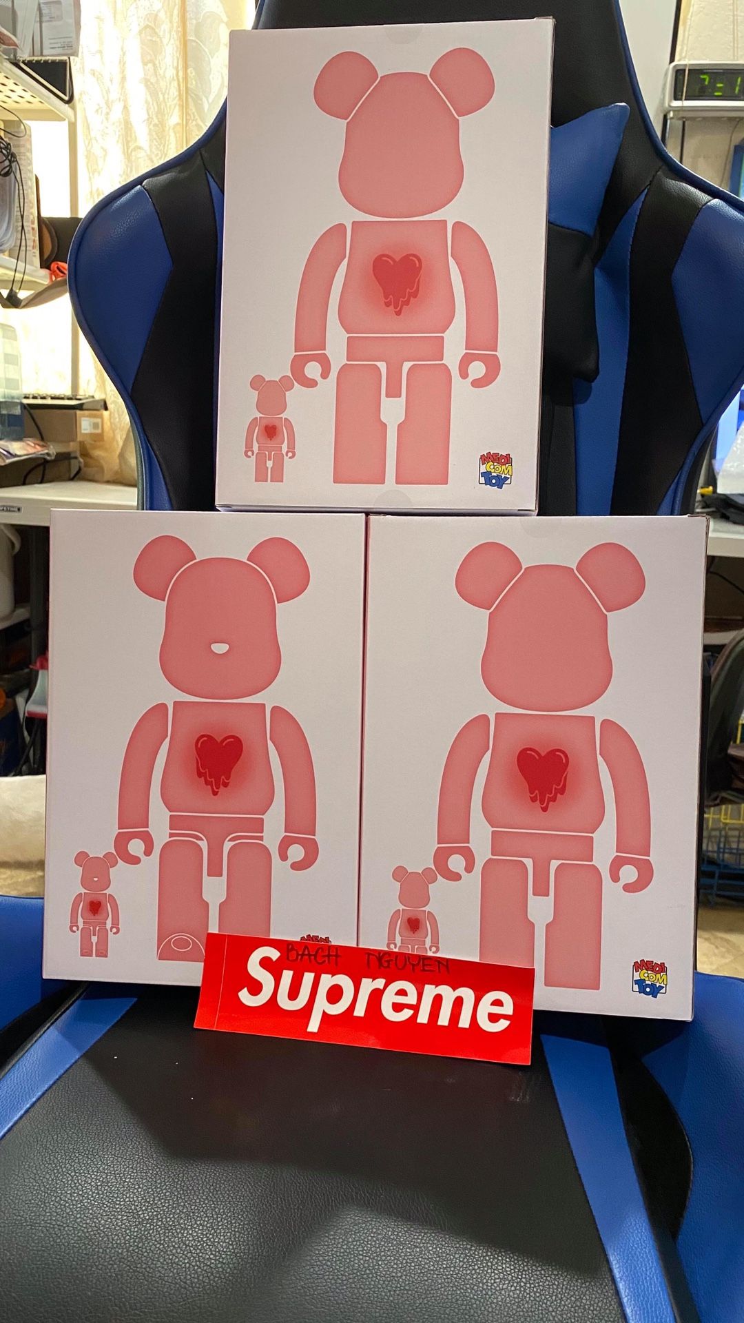 Bearbrick x Emotionally Unbelievable Red Heart( 100% & 400%)