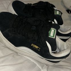 Chunky puma’s Size 6 Youth Fits Size 7.5 Womens 