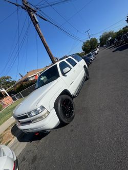 Suburban 2003 z71 4x4