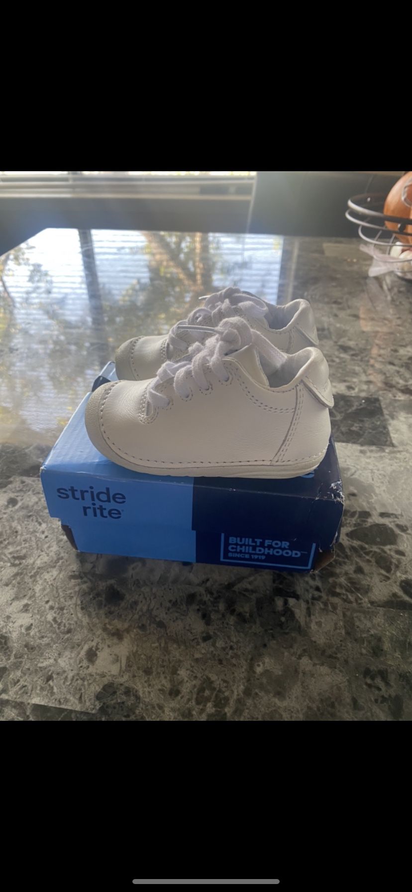 $25 Baby walking shoes size 4