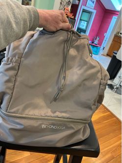 Beyond yoga backpack gym bag ex cond