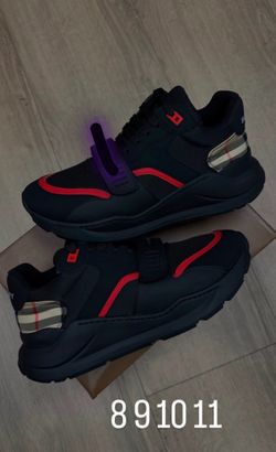 Burberrys size 11 only