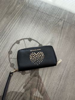 Michael Kors Wallet (never used)