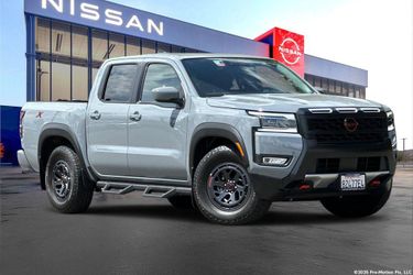 2025 Nissan Frontier