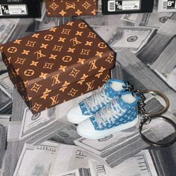 Mini Louis Vuitton Shoe Keychain
