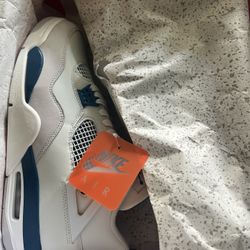 Jordan 4 Military Blue