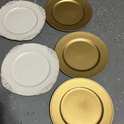 4 Plates 