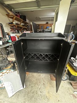 Bar Cabinet – Great Shape, One Leg Broken (Easy Fix)