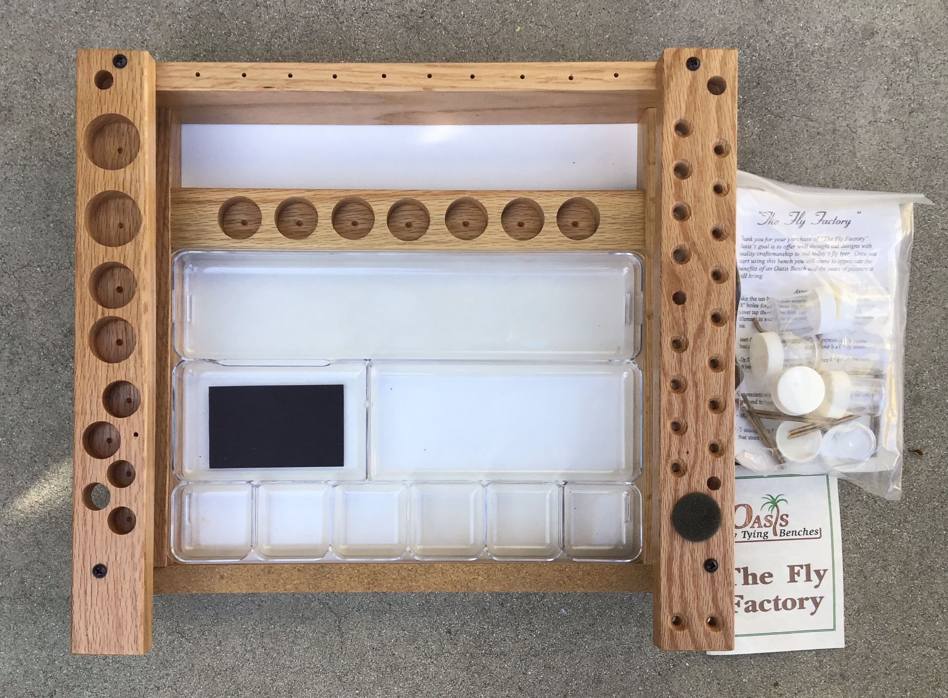 Fly Tying Bench Tool Kit And Materials Brand New