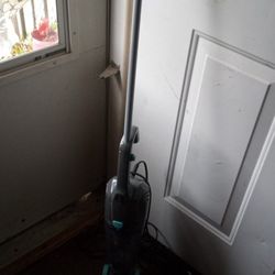 Stick Vacuum Cleaner Works Good $10.00