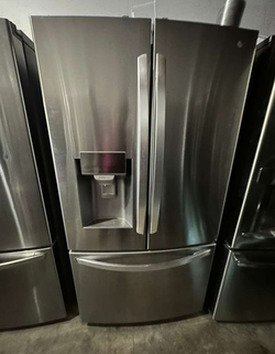 Deal: LG 3‑Door Refrigerator w/ Dispenser – Clean & Ready