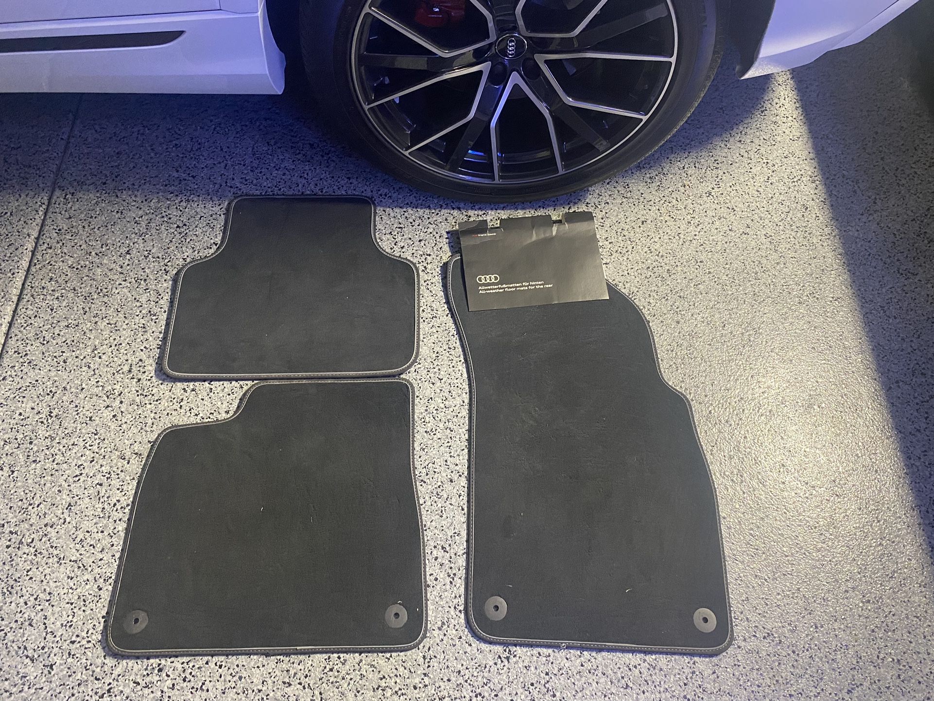 Audi Q8 OEM Front Floor Mats