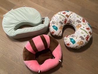 Nursing pillows