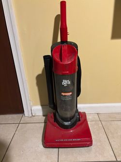 Dirt Devil Dynamite Plus Vacuum Cleaner