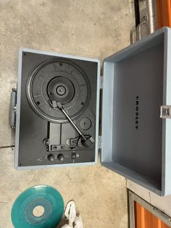 Crosley Vinyl Records And Bluetooth 