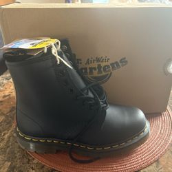 Dr Martens 1460 Black Boots