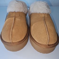 Women's Faux Suede Platform Clog Slippers 