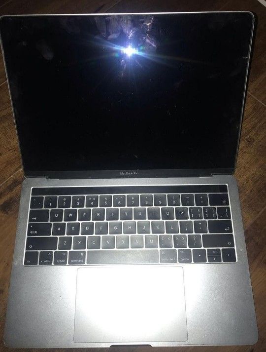 MacBook Pro (Selling As Parts)
