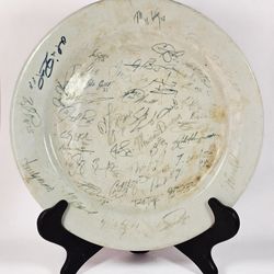 2008 Los Angeles Dodgers Team Autographed Signed Dinner Plate - Mattingly - Kershaw - Torre - Jones & MORE