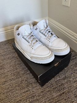 Jordan 3’s Size 8 Like New