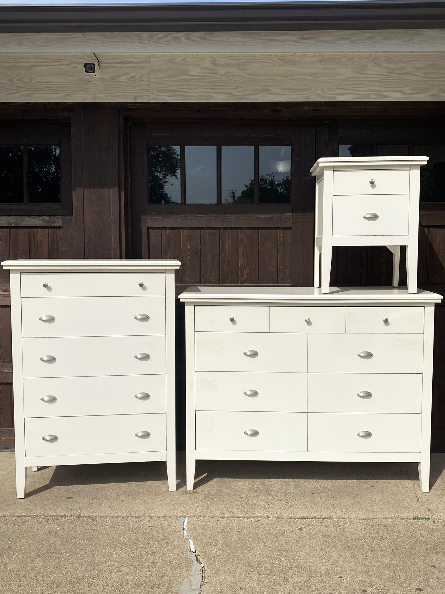 Dresser Set - Selling Together
