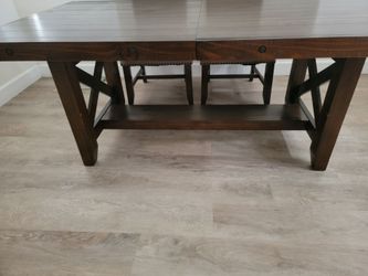 Kitchen Table and Chairs