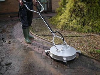 Pressure washer