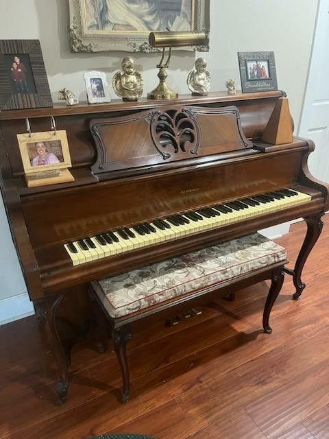 Vintage KIMBALL Chicago Piano With Bench