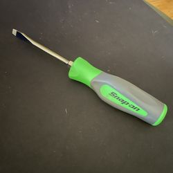 SNAP ON SHD4 - Green/GRAY COMFORT GRIP HANDLE 1/4 FLAT BLADE 8.75" LONG LOT#46