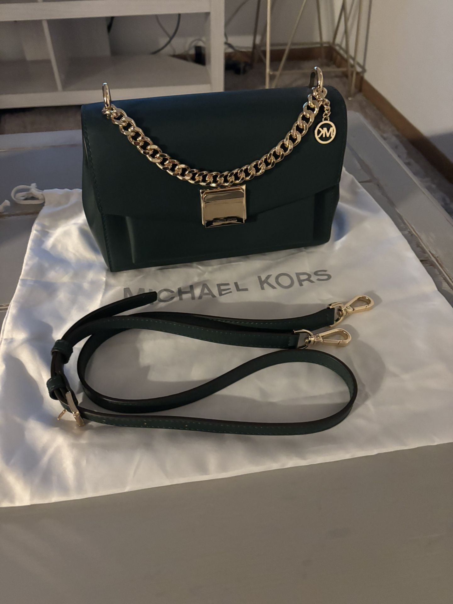 Mkors Crossbody Purse