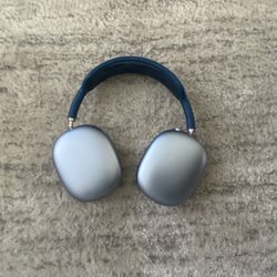 Apple Airpods Max w/ Case